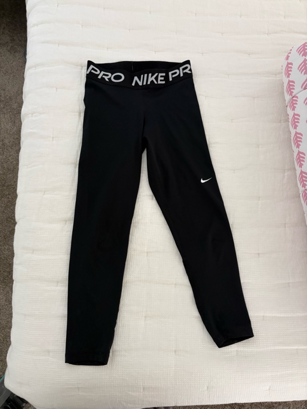 Nike Pro womens Black yoga pants -S